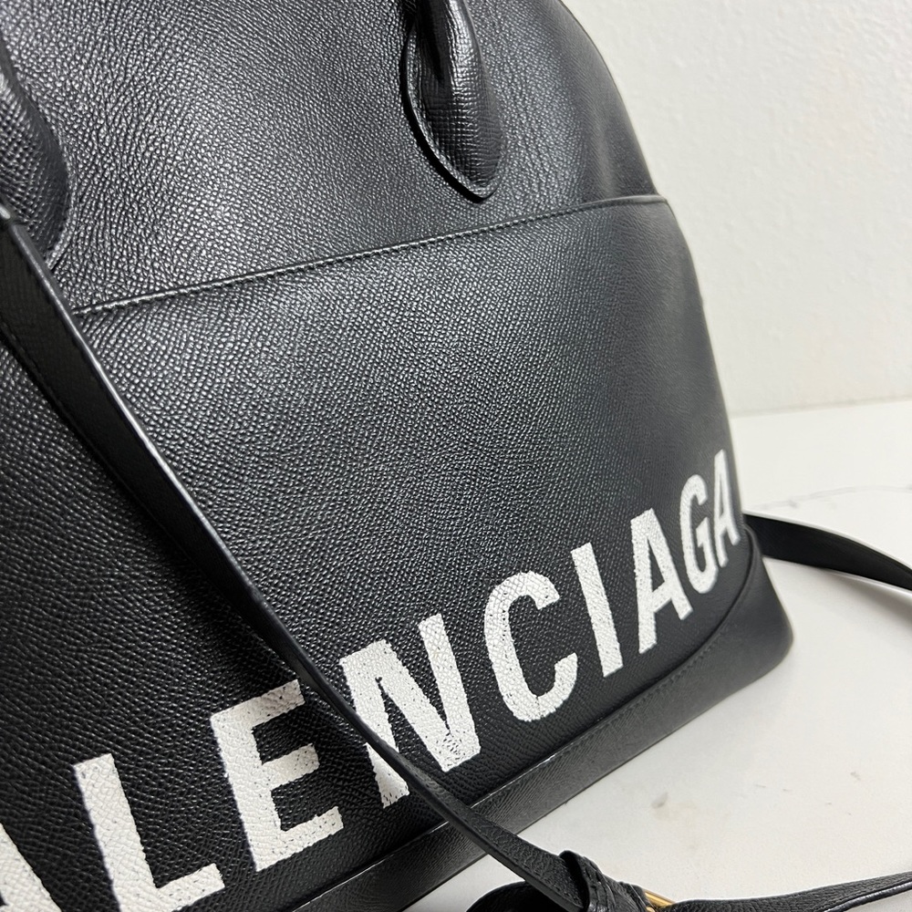 Pristine Balenciaga Ville Medium Top Handle Bag Black Small Grain Calfskin - Picture 4 of 12